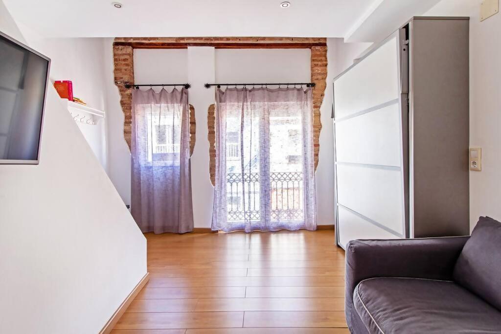 Apartamento Con Terraza Privada Cerca De La Playa Валенсия Экстерьер фото